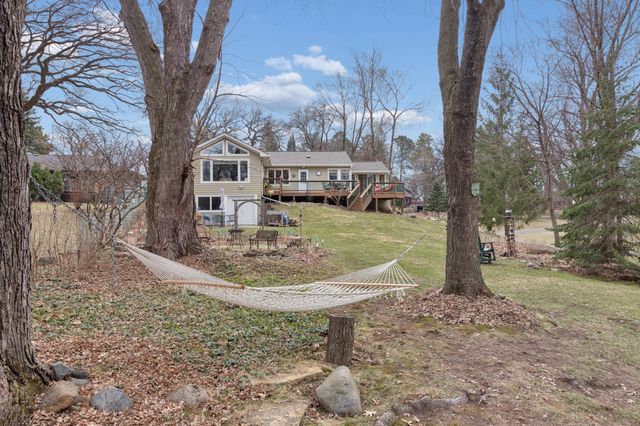 6466 Stillwater Boulevard N, Oakdale, MN 55128