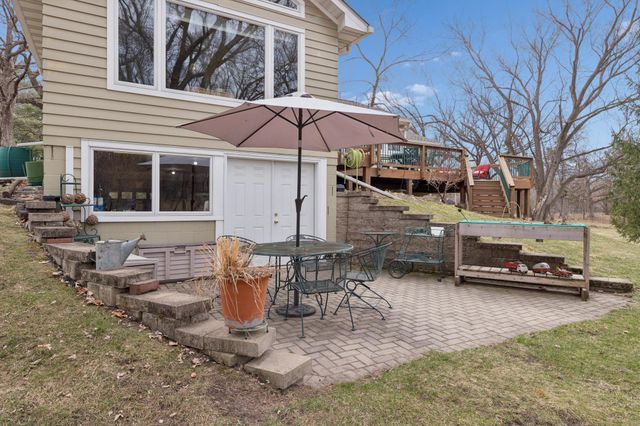 6466 Stillwater Boulevard N, Oakdale, MN 55128