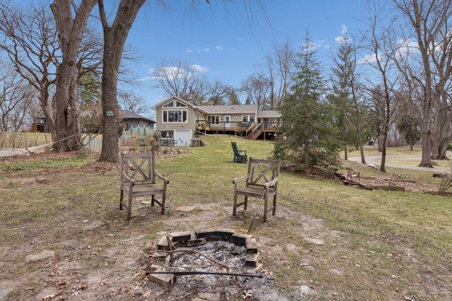 6466 Stillwater Boulevard N, Oakdale, MN 55128