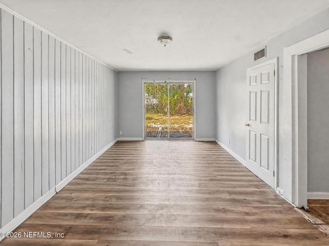 7999 CECIL Street, Jacksonville, FL 32221