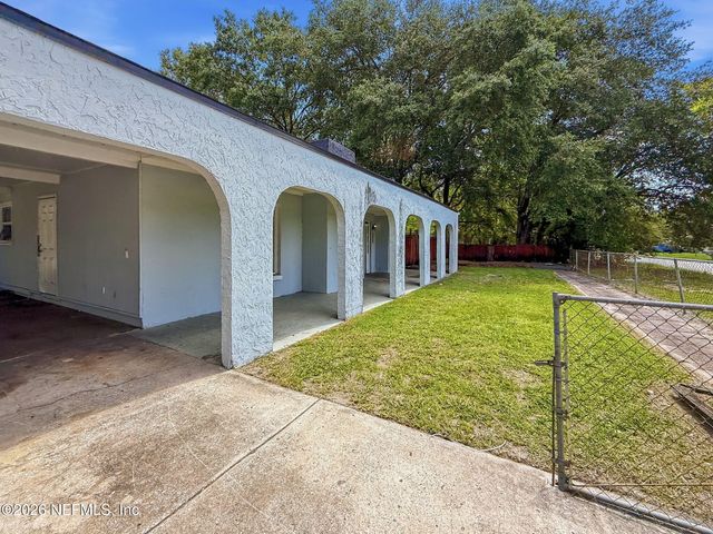 7999 CECIL Street, Jacksonville, FL 32221