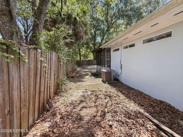 7999 CECIL Street, Jacksonville, FL 32221