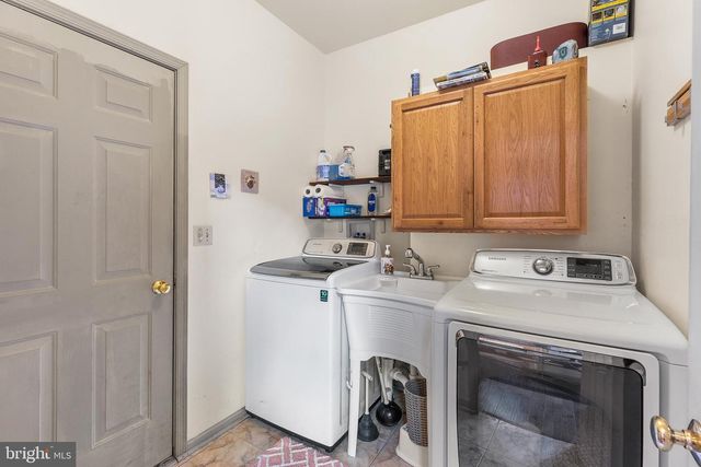 217 WAYSIDE DR, Warrington, PA 18976