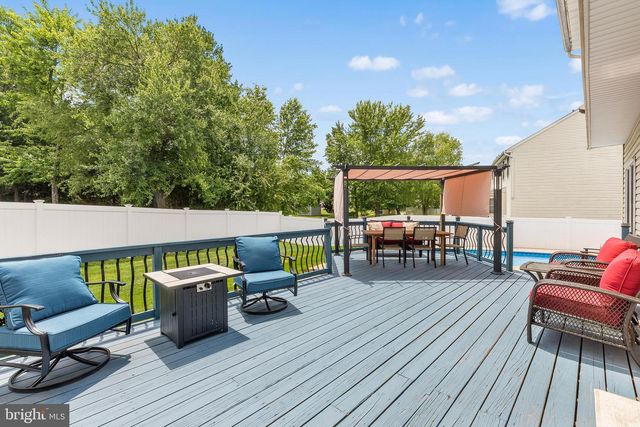 217 WAYSIDE DR, Warrington, PA 18976