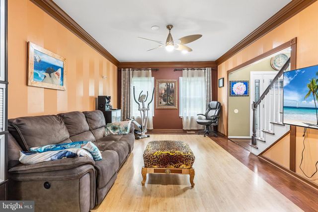 217 WAYSIDE DR, Warrington, PA 18976