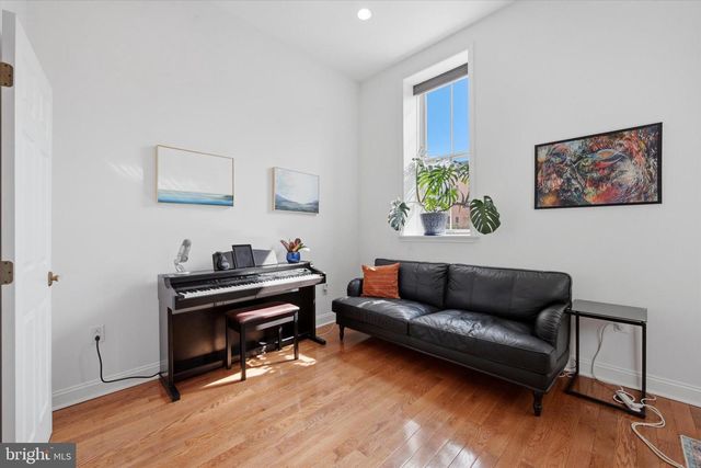 752 S 15TH ST, Philadelphia, PA 19146