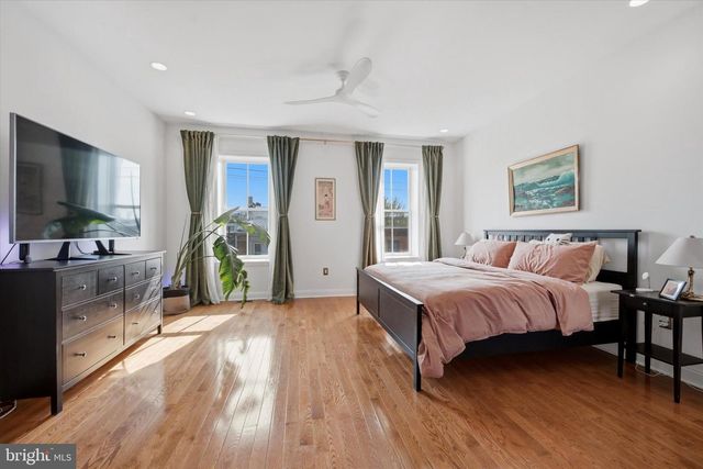 752 S 15TH ST, Philadelphia, PA 19146