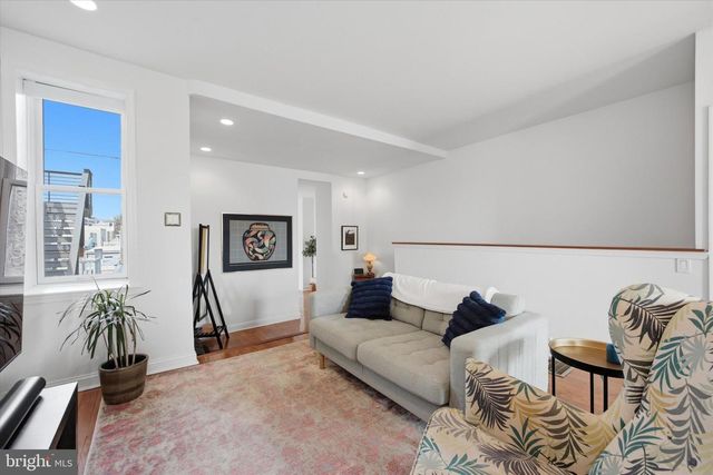 752 S 15TH ST, Philadelphia, PA 19146