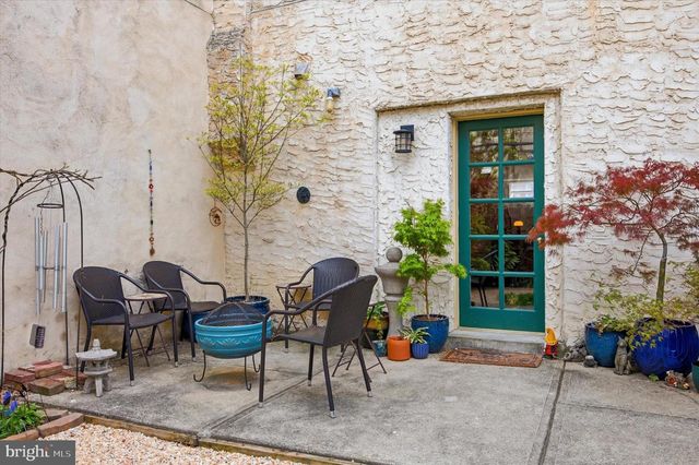 752 S 15TH ST, Philadelphia, PA 19146