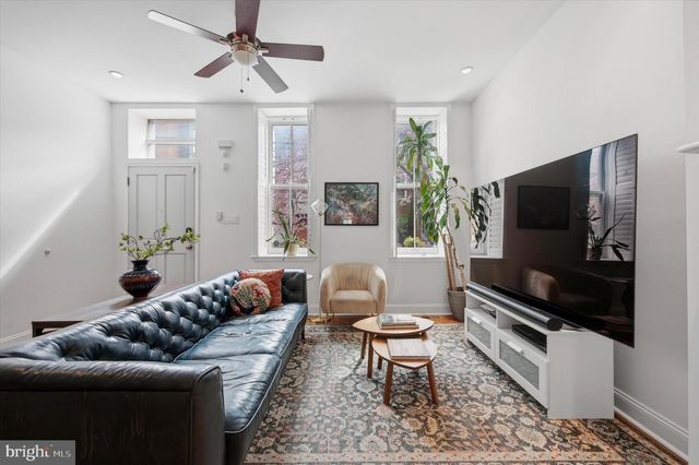 752 S 15TH ST, Philadelphia, PA 19146