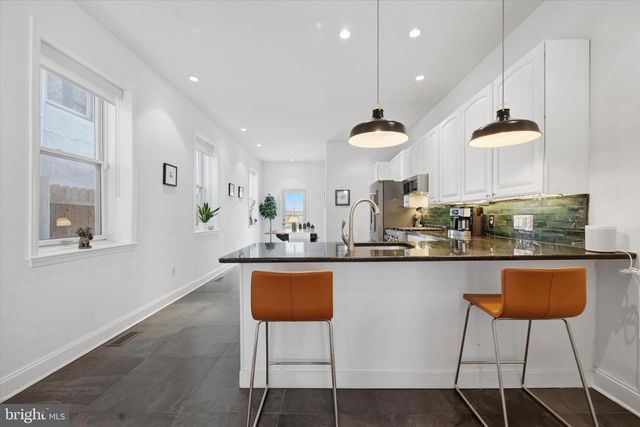 752 S 15TH ST, Philadelphia, PA 19146