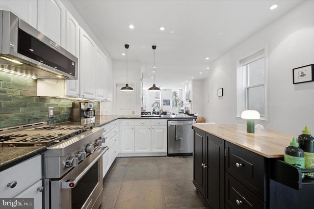 752 S 15TH ST, Philadelphia, PA 19146