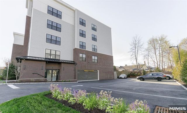 459 Bloomfield Avenue 402, Caldwell, NJ 07006