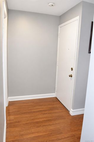 65 S Fulton Street 2, Westbury, NY 11590