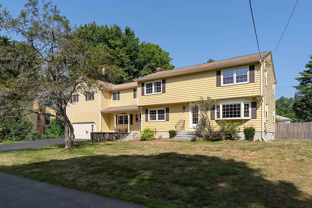 21 Garrison Road, Salem, NH 03079