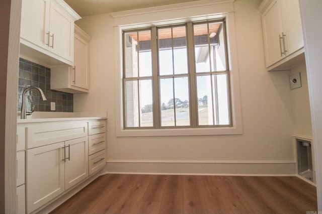 12 Highland Drive, Greenbrier, AR 72058