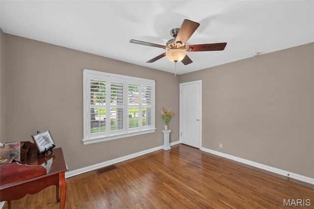 649 Rochester Drive, Mehlville, MO 63125