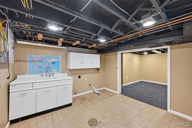 649 Rochester Drive, Mehlville, MO 63125