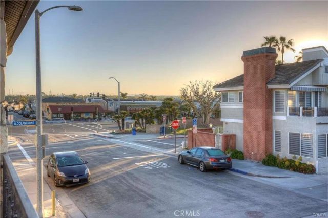 6800 W Oceanfront, Newport Beach, CA 92663