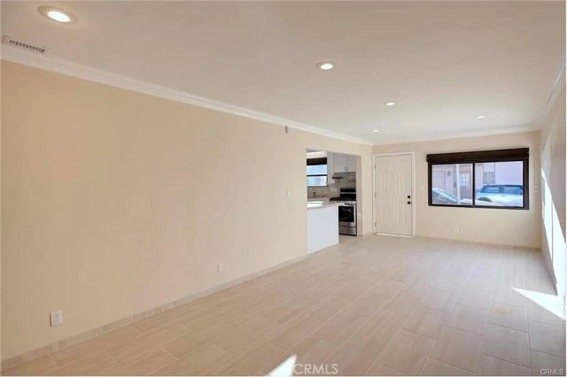 6800 W Oceanfront, Newport Beach, CA 92663