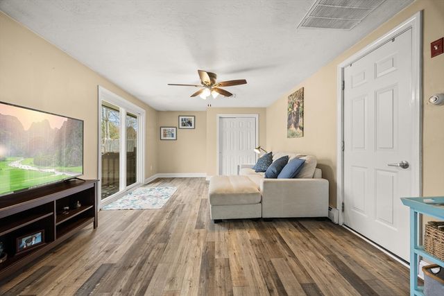 172 Lisa Dr, Brockton, MA 02302