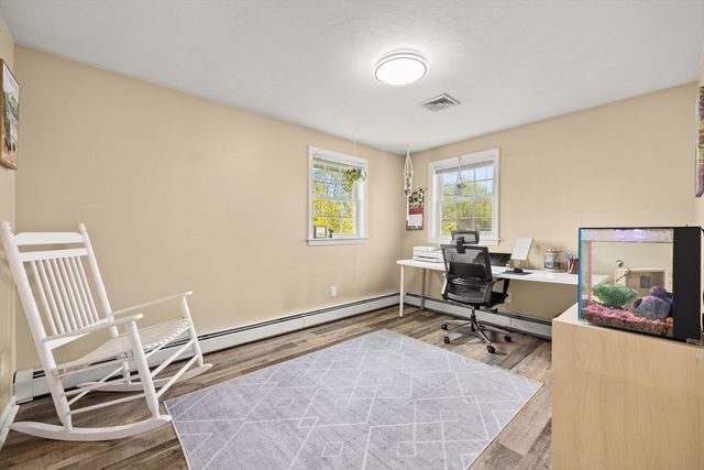 172 Lisa Dr, Brockton, MA 02302