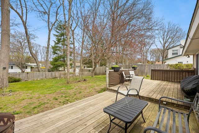 172 Lisa Dr, Brockton, MA 02302