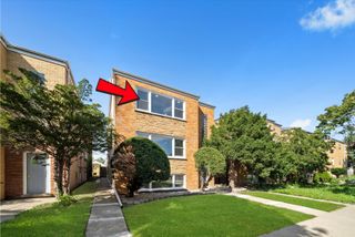 7062 W Diversey Avenue 3, Chicago, IL 60707