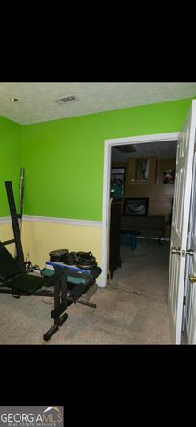 11999 Harbour Town Parkway, Fayetteville, GA 30215