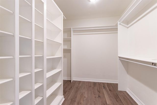 14102 Briarhills Parkway, Houston, TX 77077