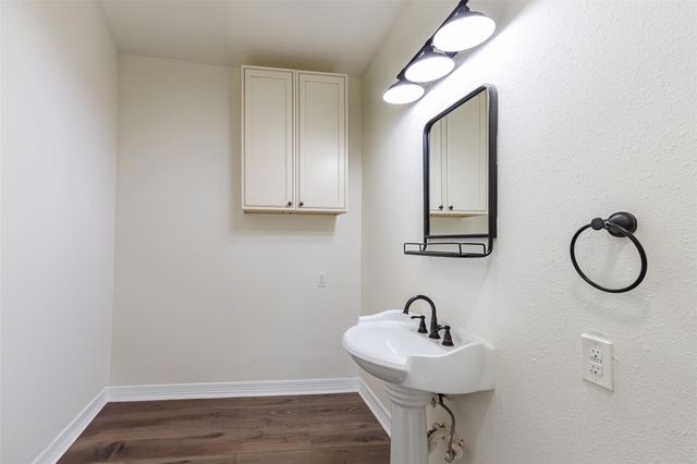 14102 Briarhills Parkway, Houston, TX 77077