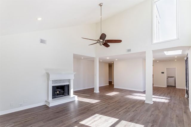 14102 Briarhills Parkway, Houston, TX 77077