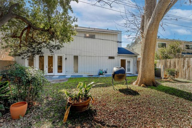 14102 Briarhills Parkway, Houston, TX 77077