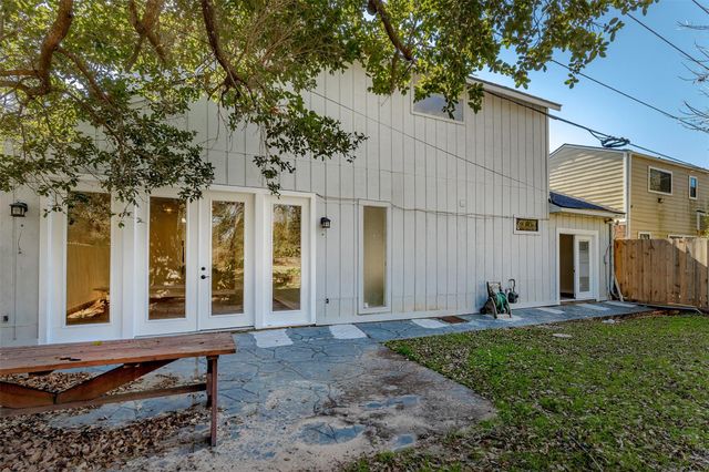 14102 Briarhills Parkway, Houston, TX 77077