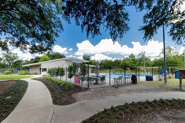 14102 Briarhills Parkway, Houston, TX 77077