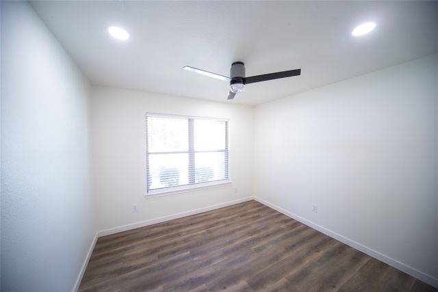 3233 S University Drive, Fort Worth, TX 76109