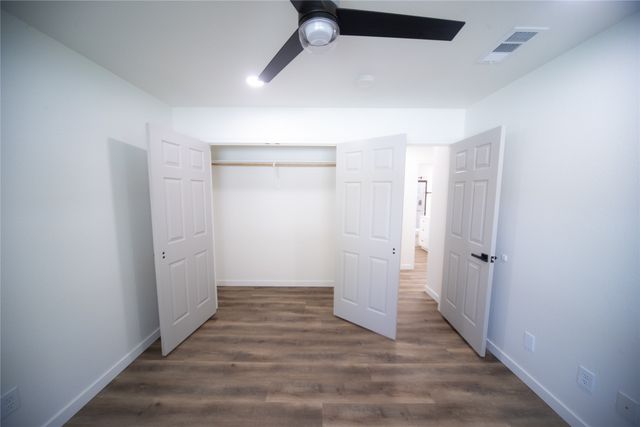3233 S University Drive, Fort Worth, TX 76109