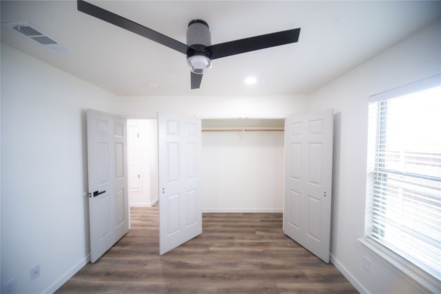 3233 S University Drive, Fort Worth, TX 76109