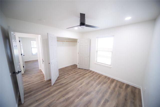 3233 S University Drive, Fort Worth, TX 76109