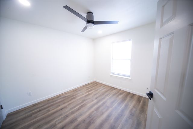 3233 S University Drive, Fort Worth, TX 76109