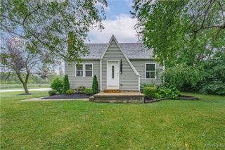 7211 Packard Road, Niagara, NY 14304