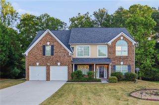3475 Midway Cove Drive, Loganville, GA 30052