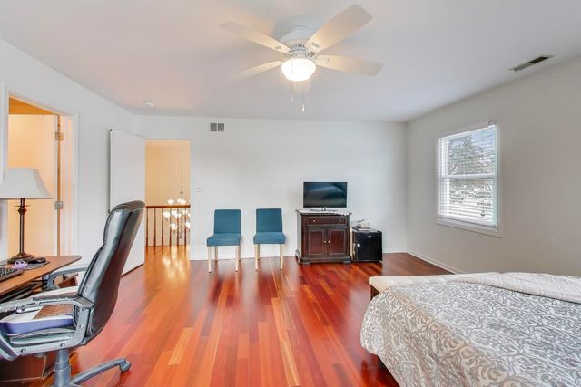 26 Brandywine Road, South Barrington, IL 60010