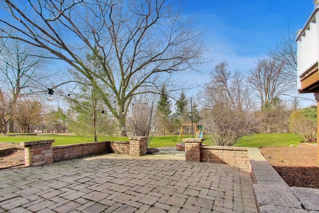 26 Brandywine Road, South Barrington, IL 60010