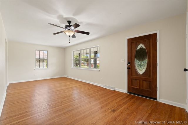 1517 Altawood Drive, Clarksville, IN 47129