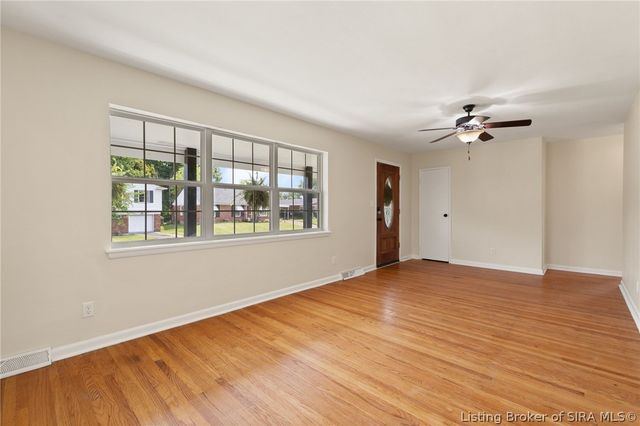 1517 Altawood Drive, Clarksville, IN 47129