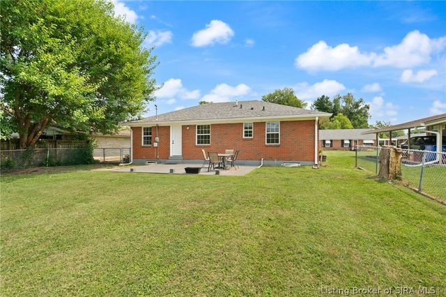 1517 Altawood Drive, Clarksville, IN 47129