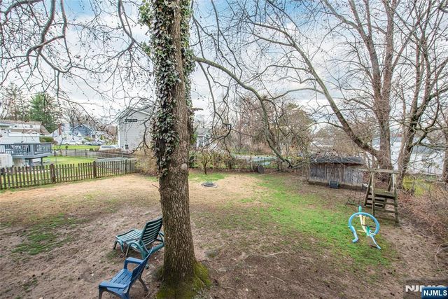 23 Sunnie, West Caldwell, NJ 07006