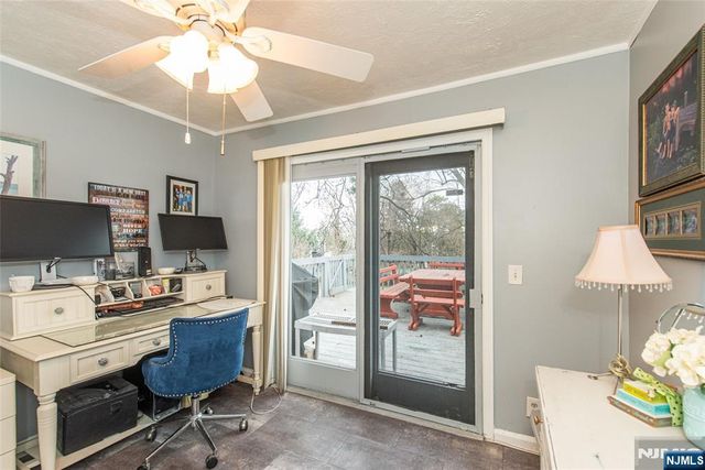 23 Sunnie, West Caldwell, NJ 07006