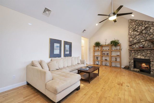 287 Hoit Road, Concord, NH 03301